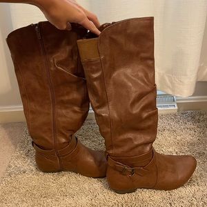 Womens cognac leather boots size 9.5